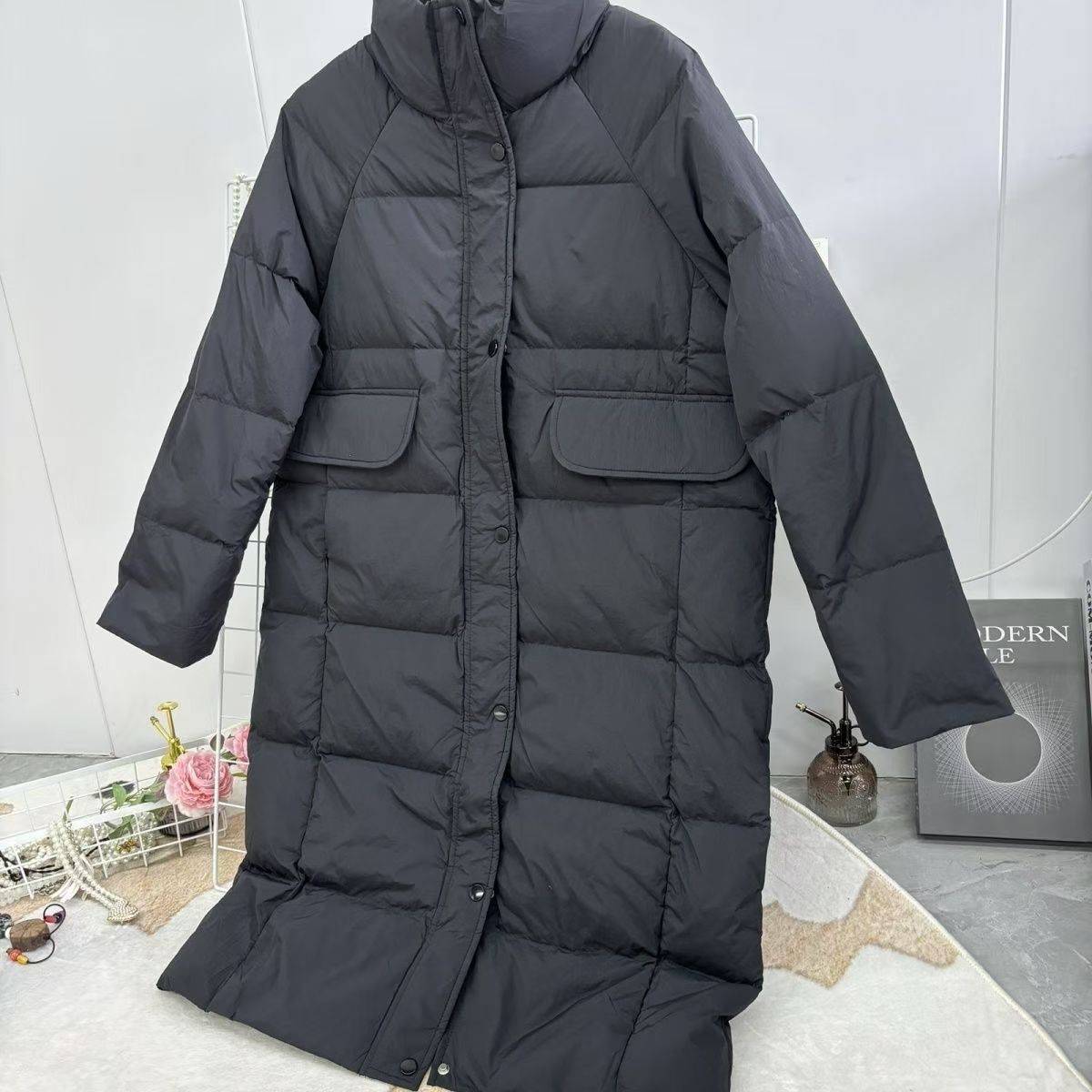 毛丝长款羽绒服1100多件，一个黑色一个尺码140斤，清货1