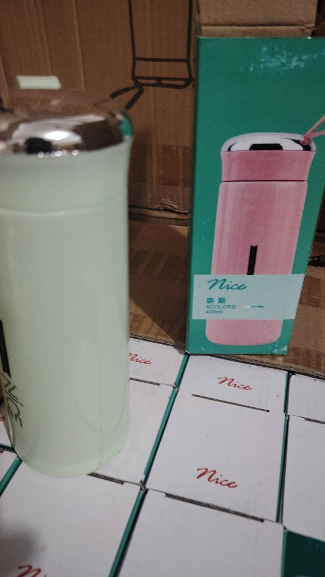 水杯10000个左右