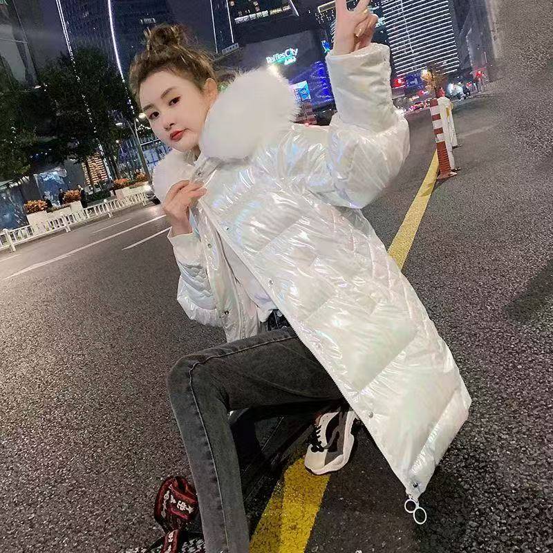 一个颜色，不带毛领，炫彩面料，4000多件，xssm，15块