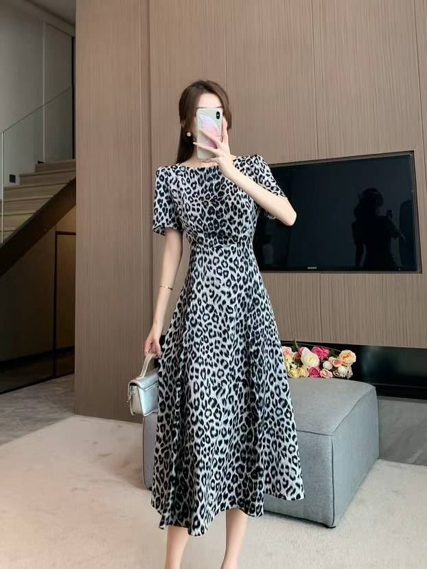 连衣裙15元清货