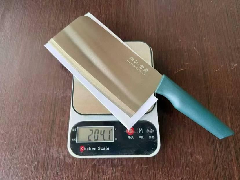 胶柄切片刀处理2500把，一件140把，💰3.9元一把