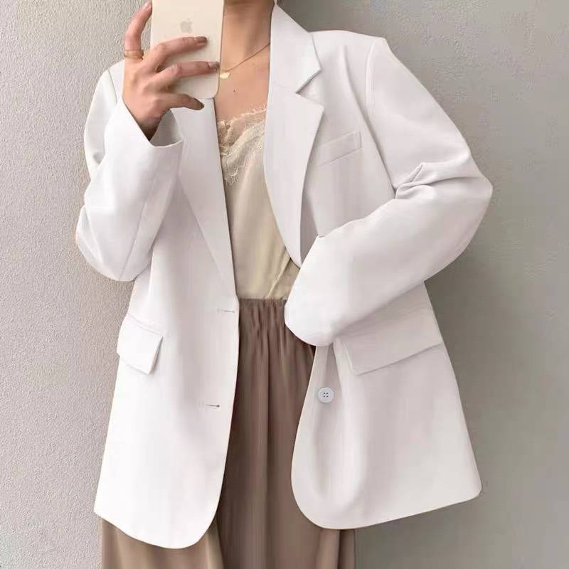 女士西服1571件全清12元一件
全独立包装