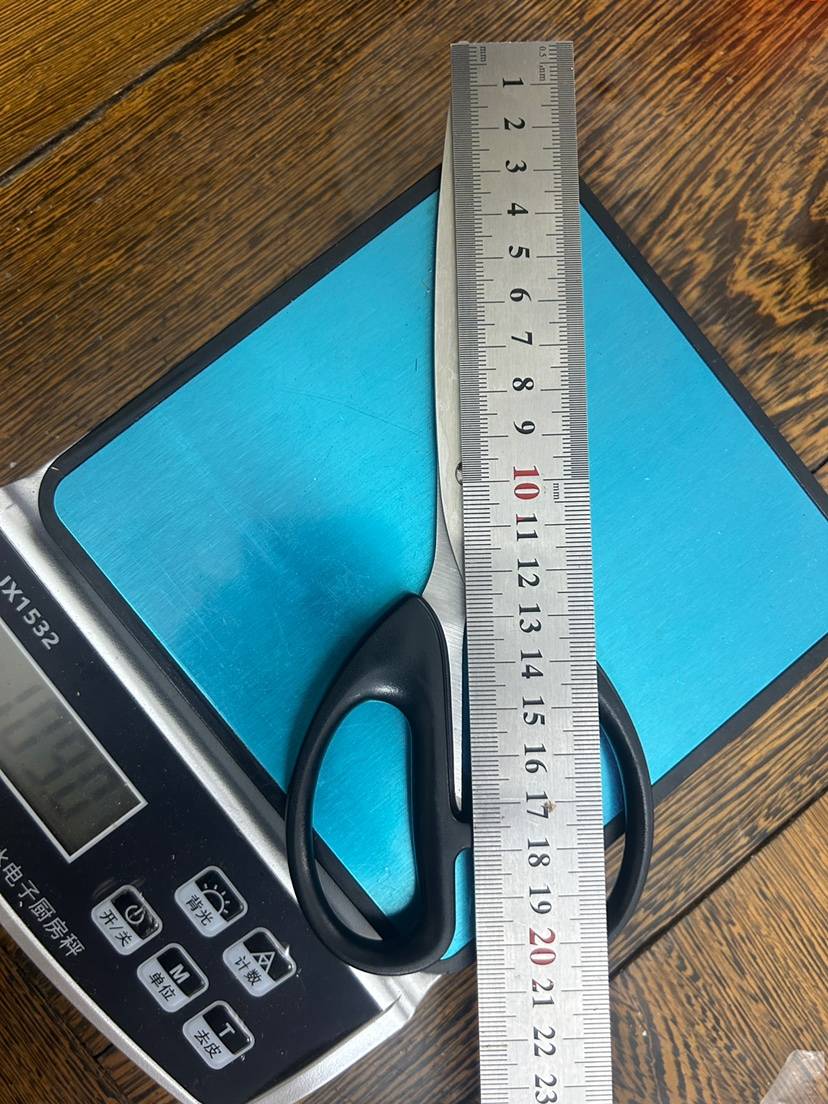 处理原箱原件文具剪约2万把