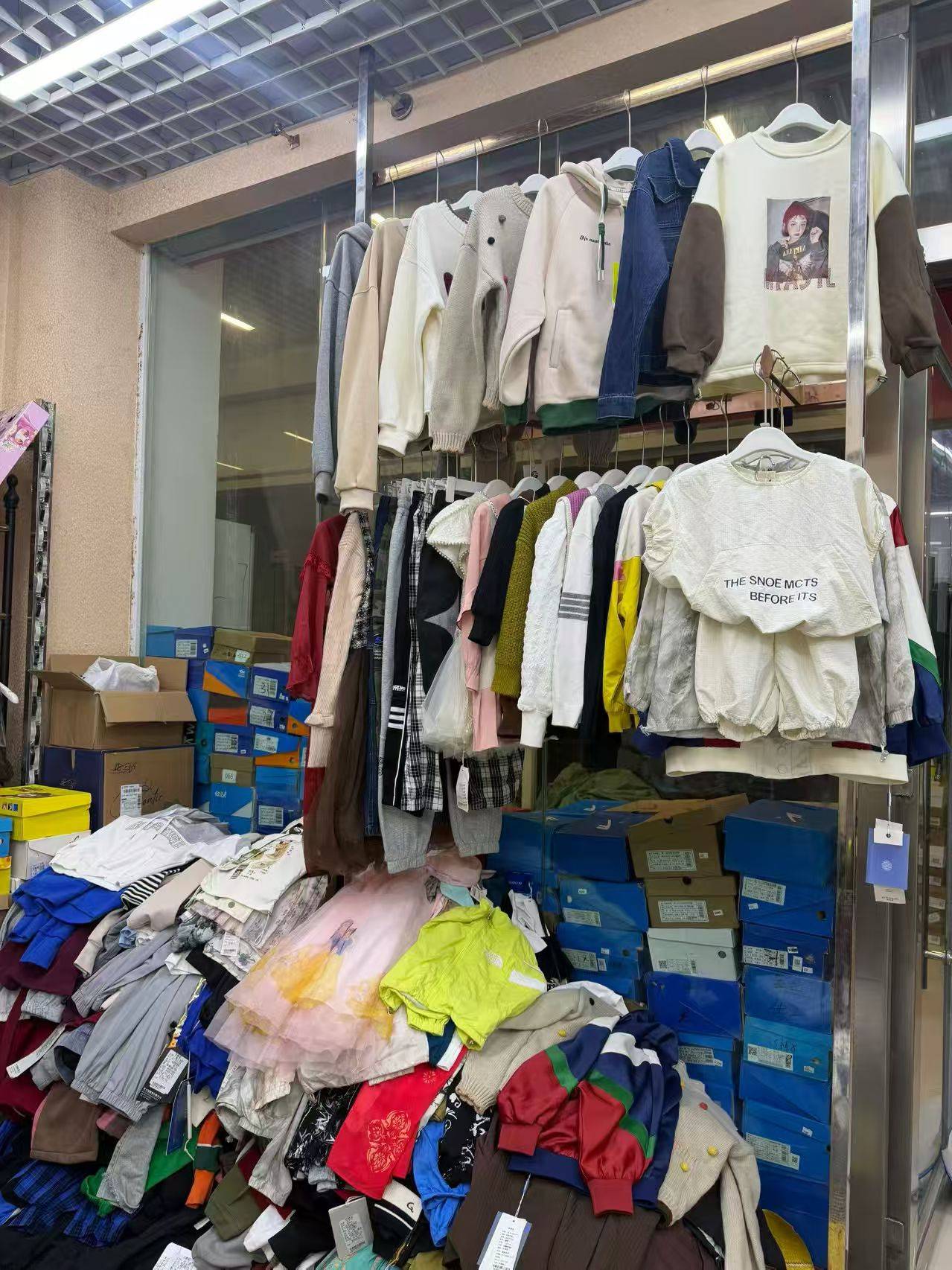 实体店童装1700件左右、清货个位数、能做的老板来[握手][