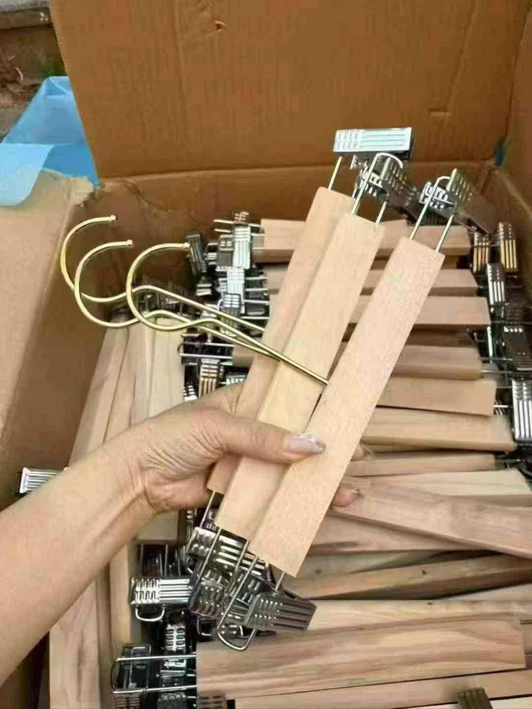 成人实木衣架裤架！裤架300一箱！1.6元一个！长度30厘米