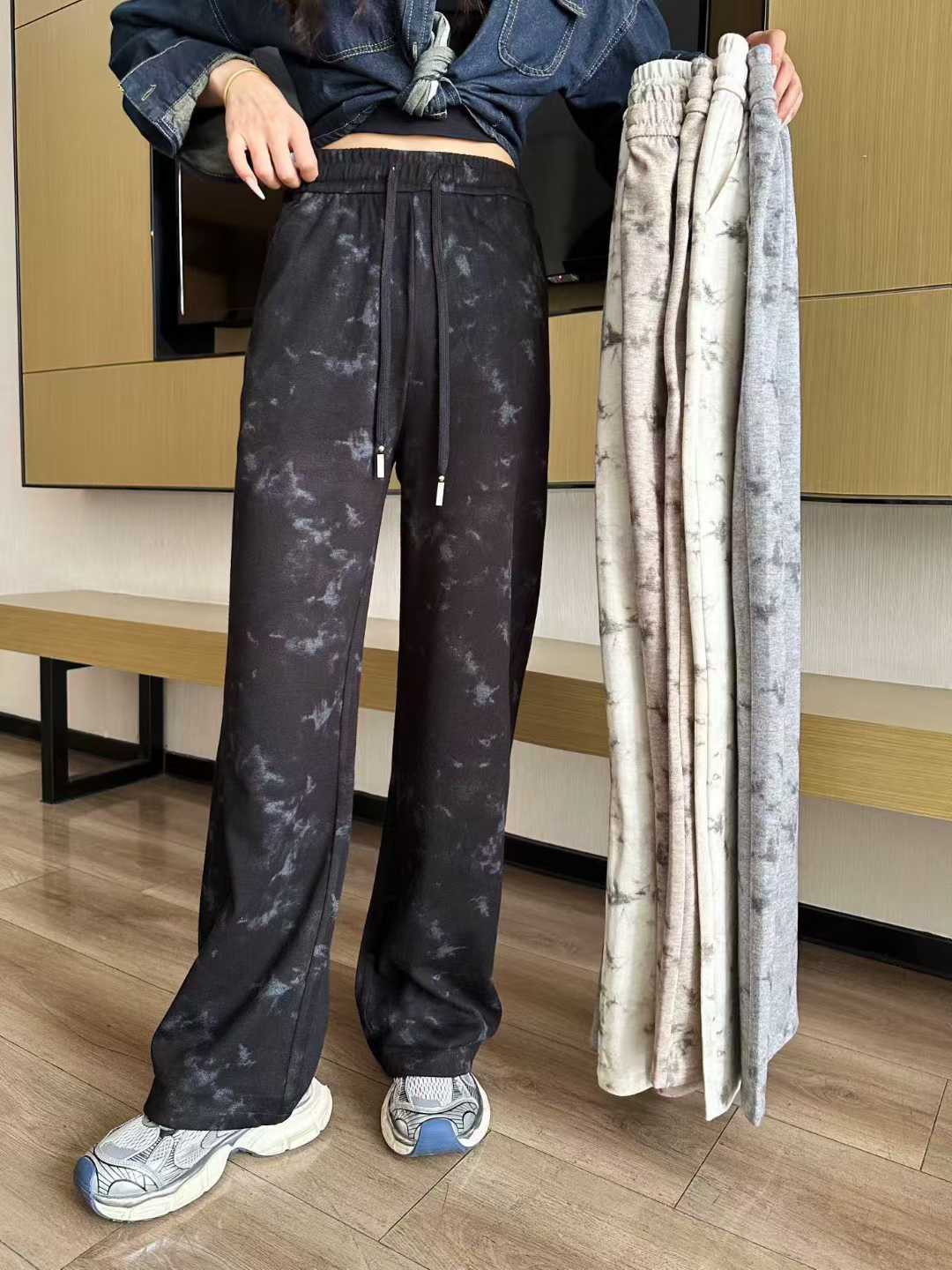 春秋款羚羊绒阔腿裤，到货3000多条，有大概清单自己看，一等