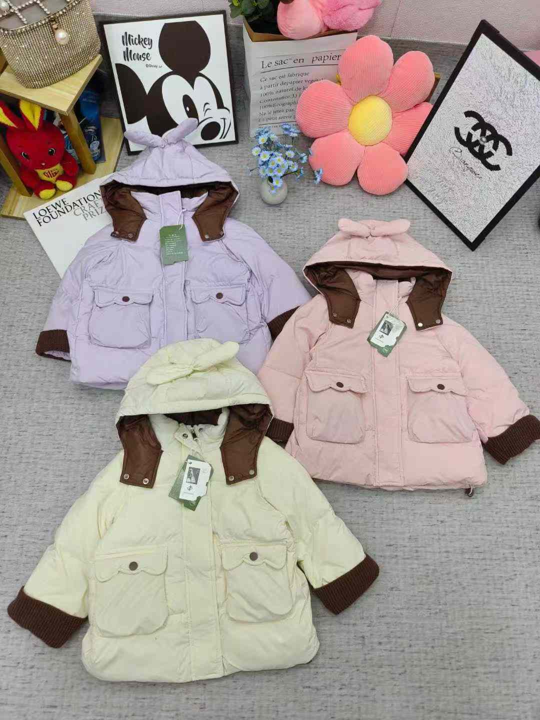 [發]童装羽绒服500件，​独立包装有吊牌码数100到140