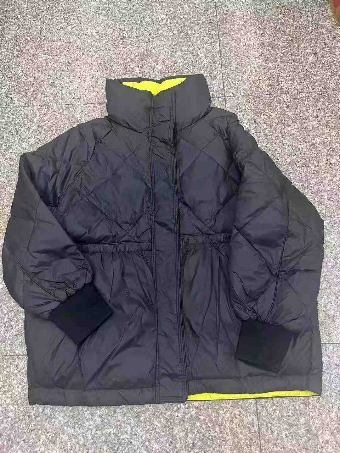 90绒羽绒服2000多件，低价处理