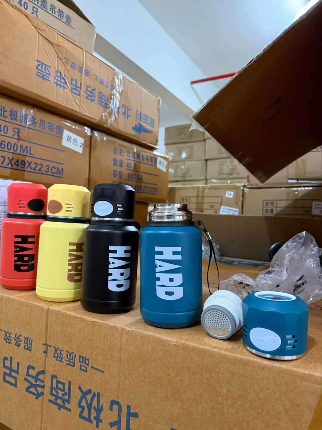 600ml指南针🧭保温杯，​2000个，​全钢盖，​316