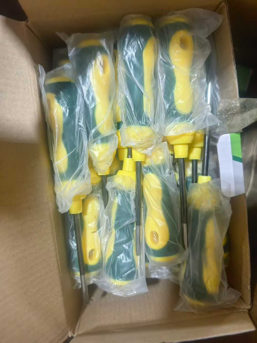 螺丝刀，原箱原件，欢迎砸单