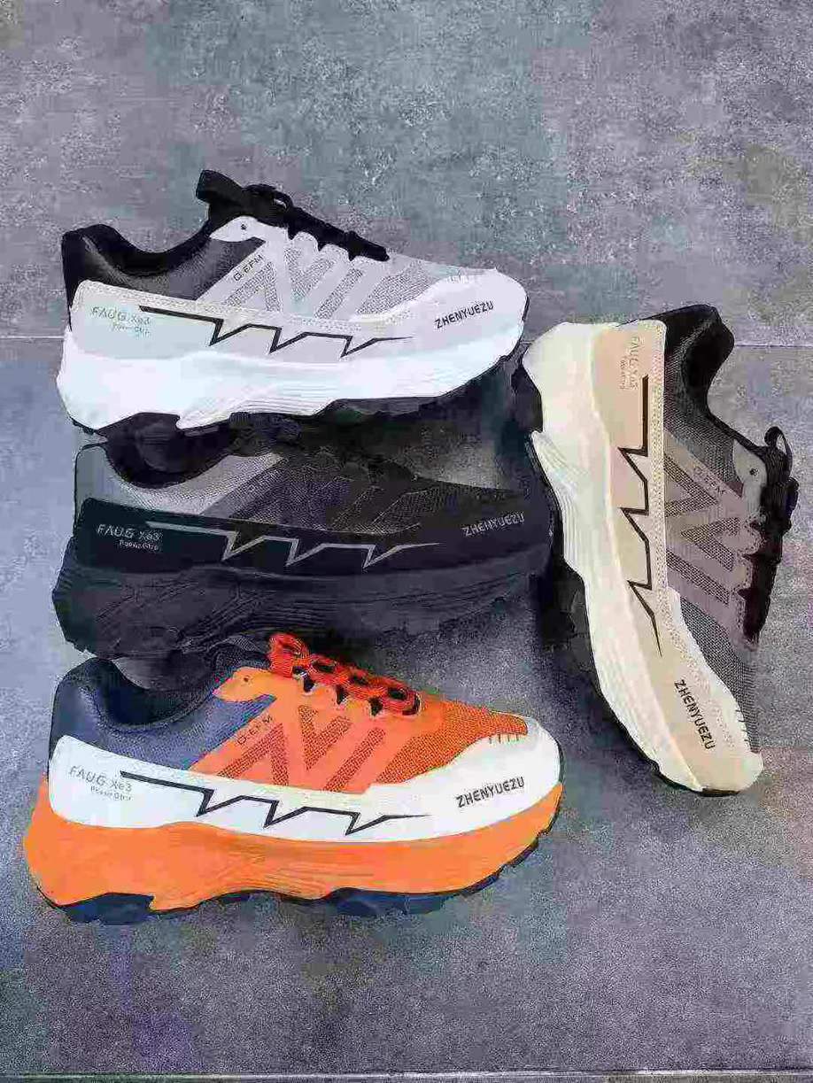 新款三个款3200双，40-45码，366663配码
