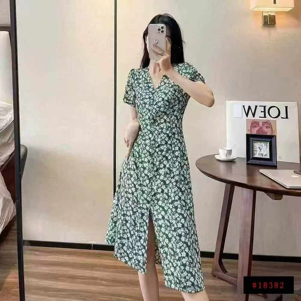 10块一条捡漏，数量400来条带里衬，碎花连衣裙，姐妹款，质