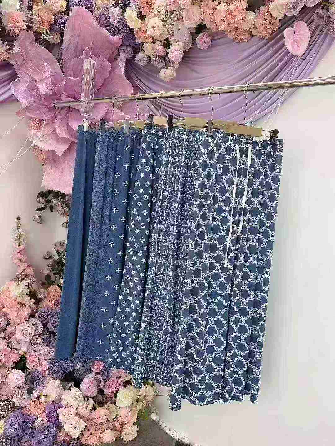 8.8，2300件，下身长裤[太阳]女装冰丝阔腿裤，直筒凉凉