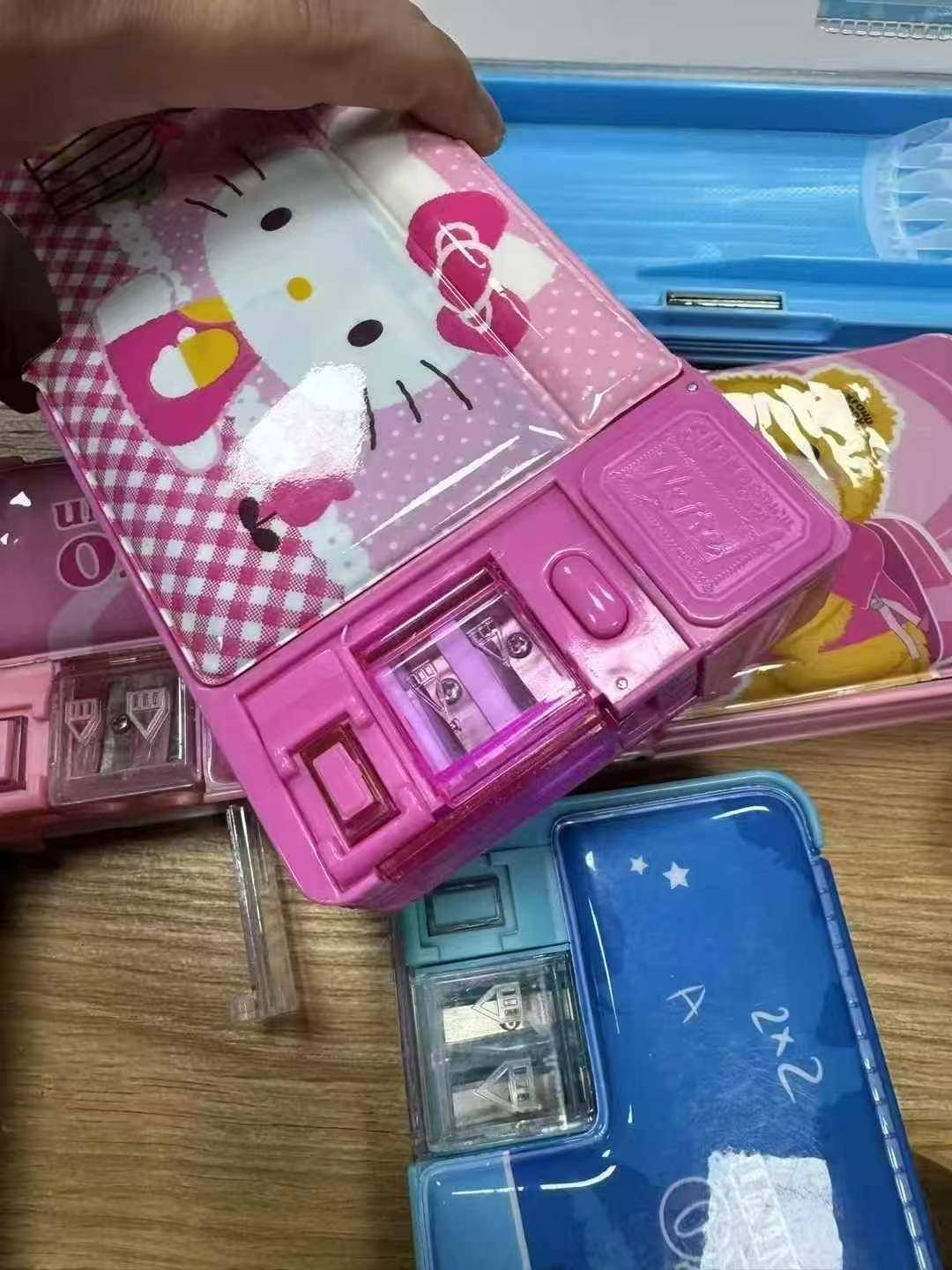 3千个文具盒还有货2.3元