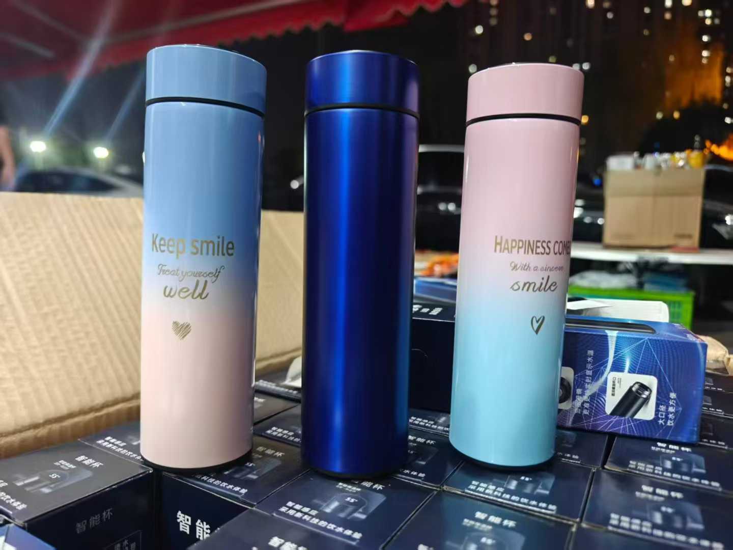 高端不锈钢保温杯5000个左右，500毫升清货5.5元一个