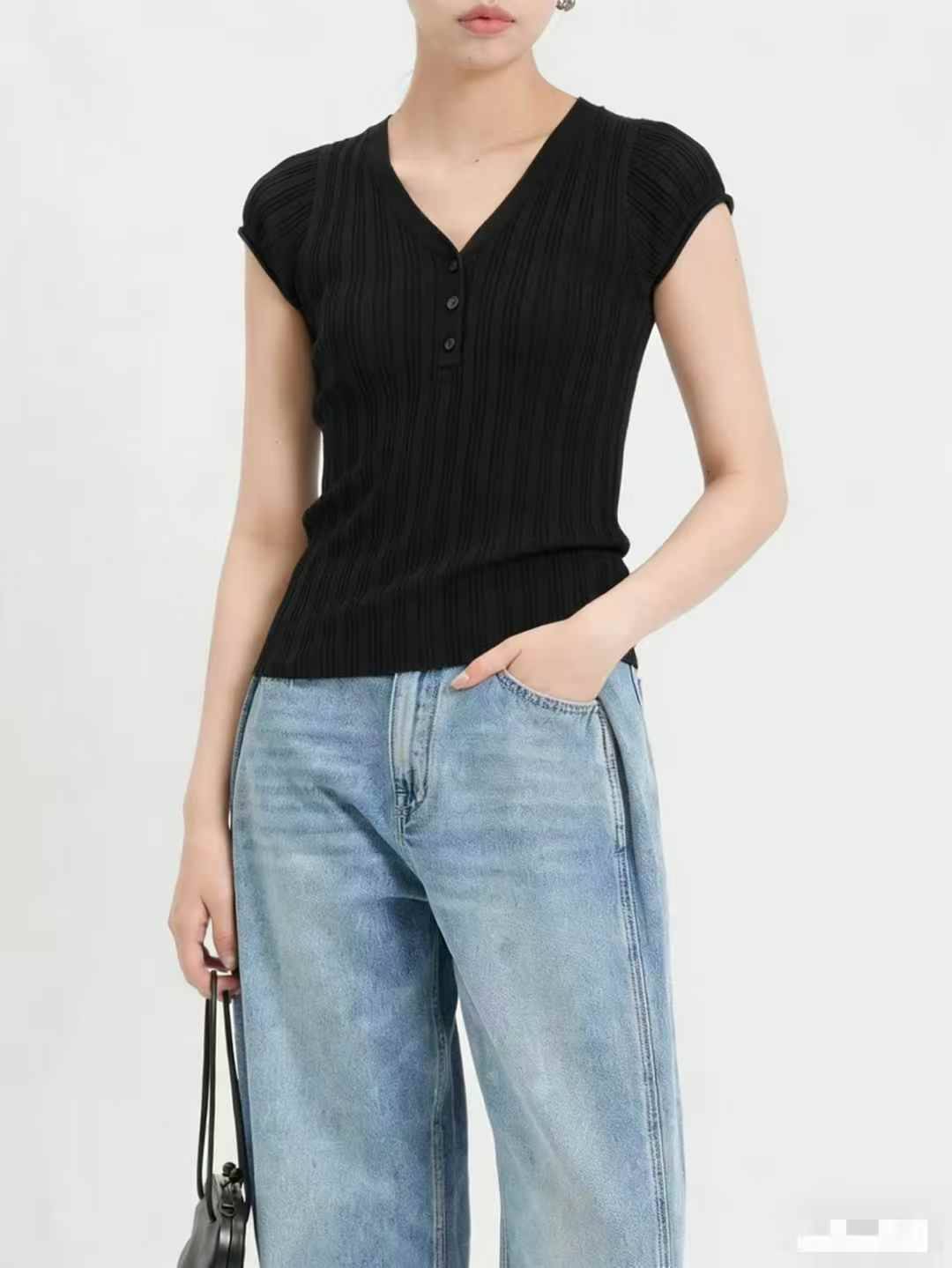 韩系女装做旧效果v领飞袖针织衫，s-l，42件