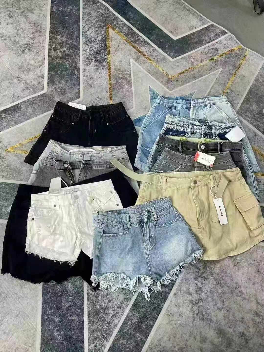 6.8元清2480件女装杂款牛仔裤短裤！s到3xl！很多的款