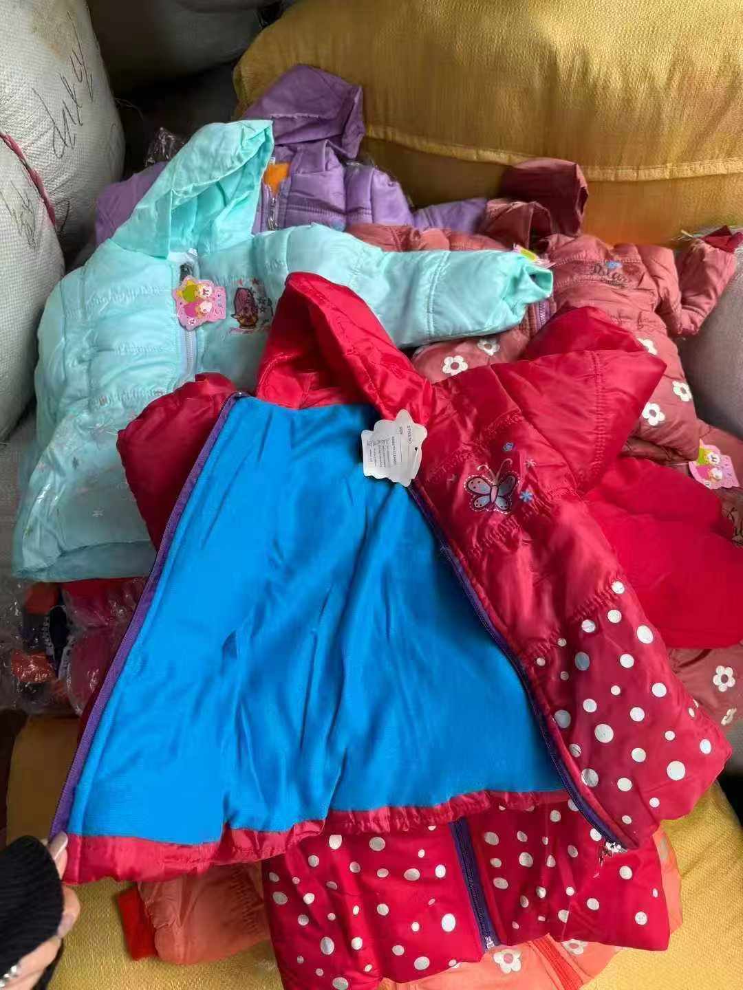 [太阳]秒清！全新货！秋冬男女童装棉服外套系列款！2-8岁！