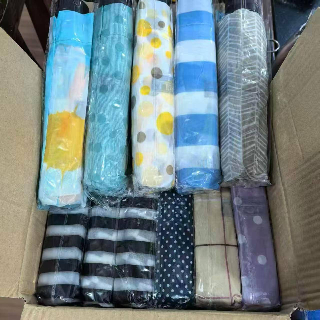 8骨晴雨伞10000支，全清4.x一支。