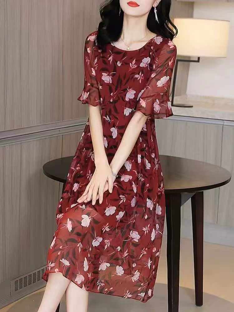 8.8元，夏季中老年连衣裙，妈妈碎花连衣裙，轻薄透气，独立包