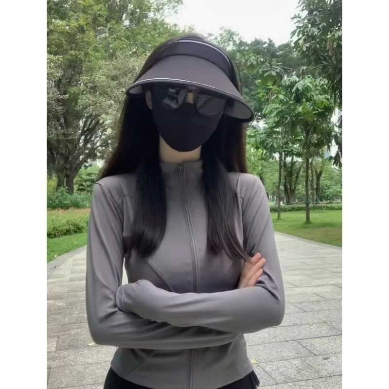 瑜伽防晒衣。修身款，四色，尺码大小码。