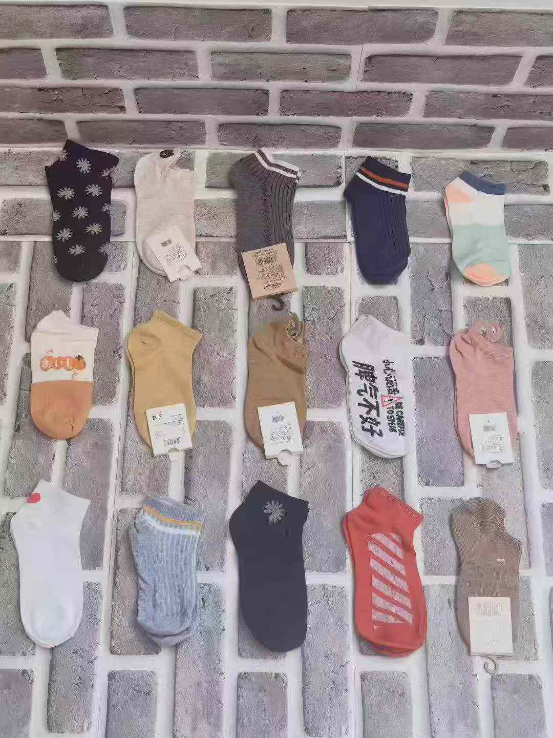 杂款纯棉女袜，清09.8
🌻实体店下架高品质，数量5500