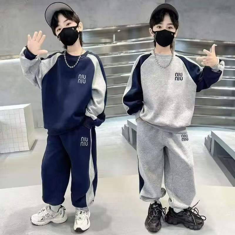 [發]童装卫衣卫裤1706件
​独立包装卫衣821件裤子88