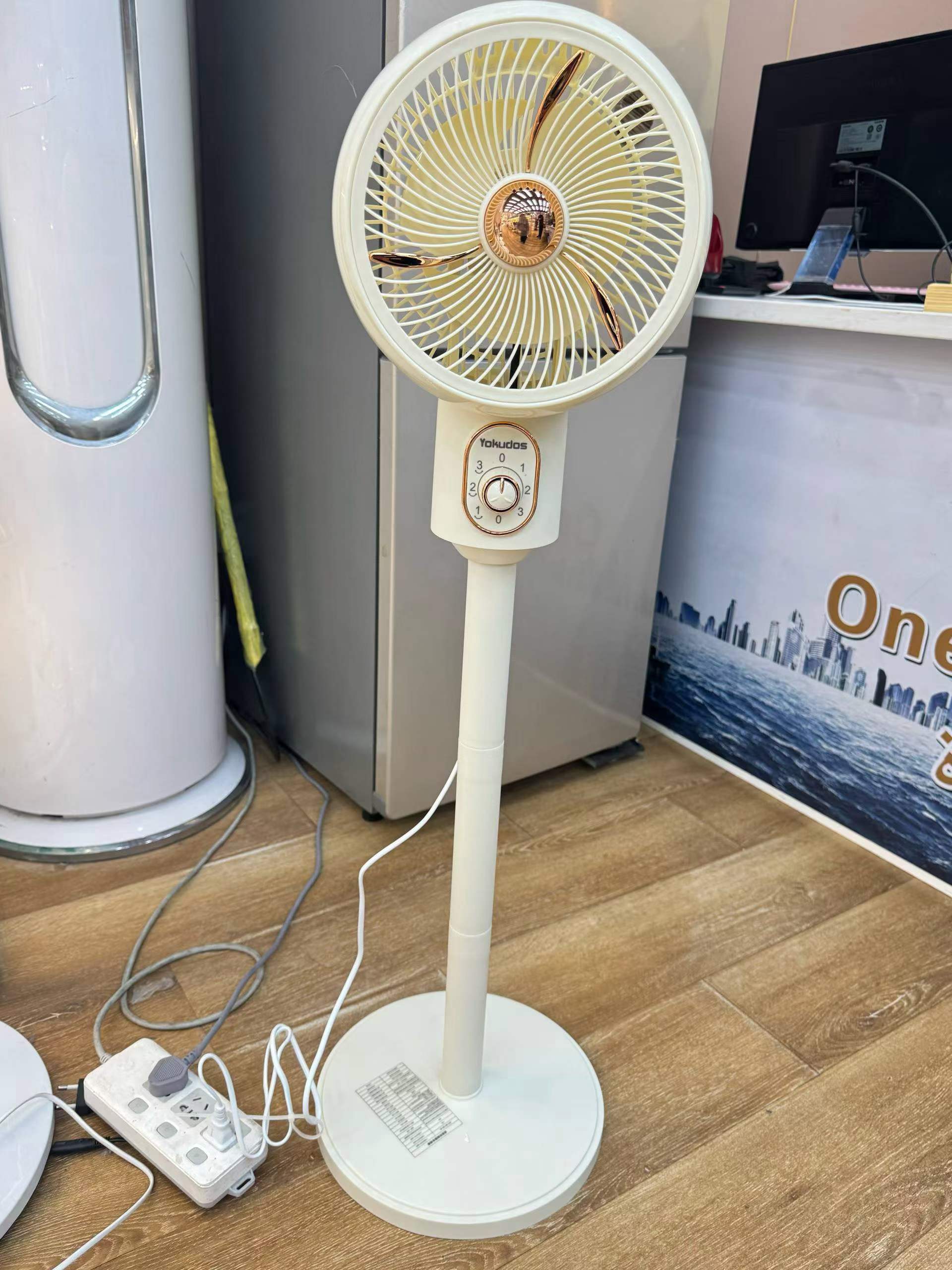 机械款循环扇，已入仓