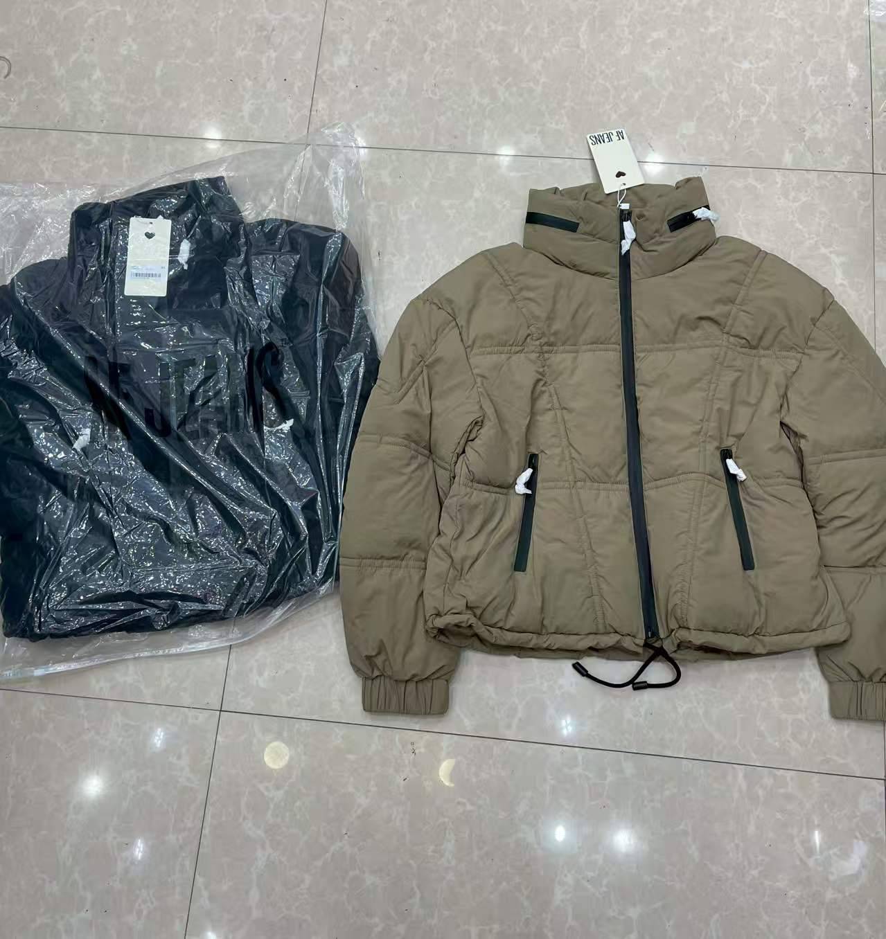 品质超好的外贸原单箱装女款棉服，500多件，能做的滴滴