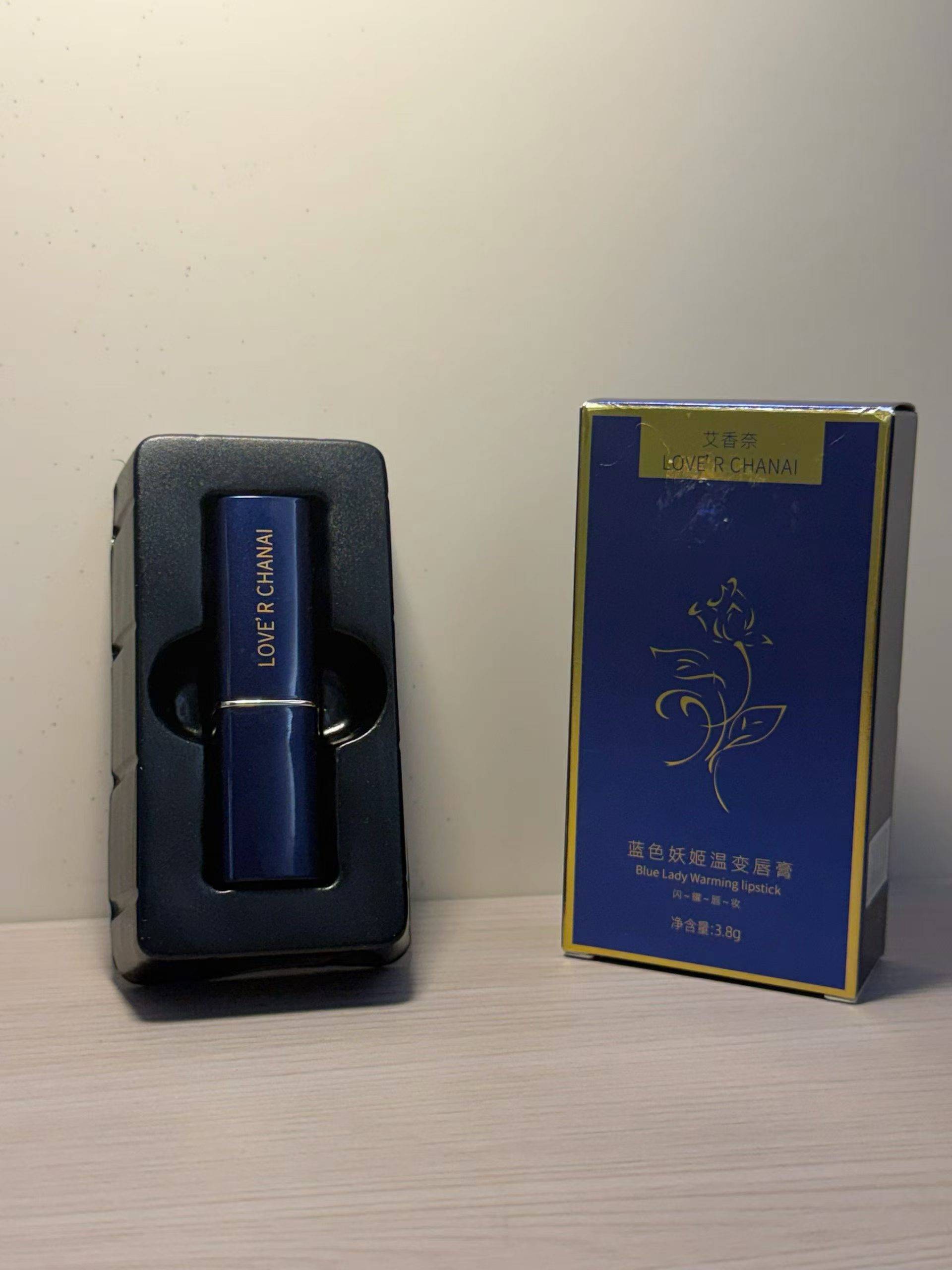 💚蓝色妖姬温变唇膏，数量#9000#2028，蓝色膏体、上