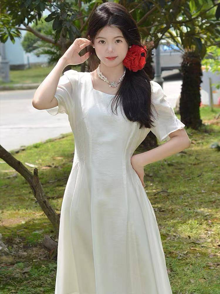3000多件连衣裙清货