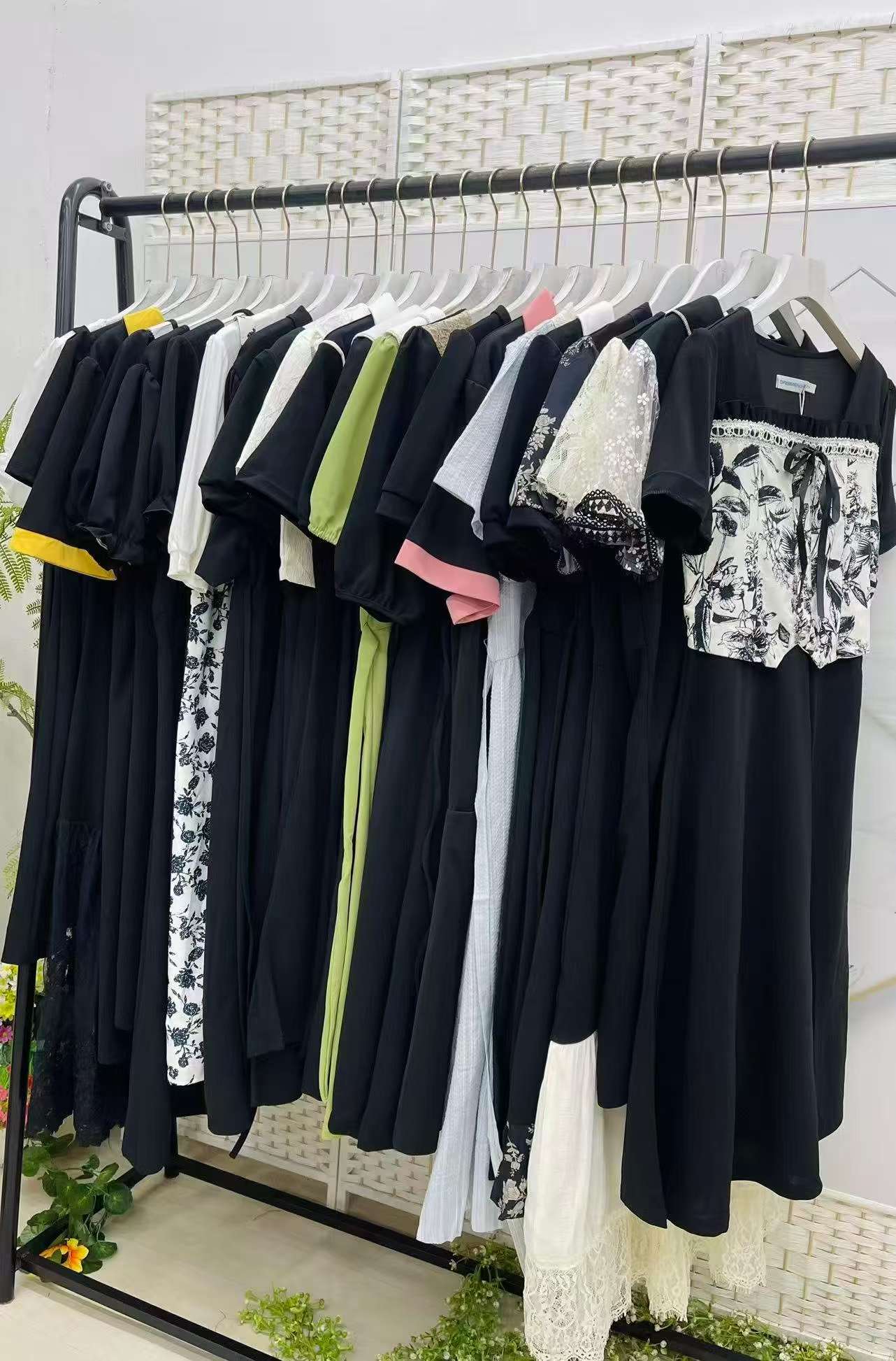 靓妹款连衣裙，数量：1080条，1-7相当于s-m-l-xl