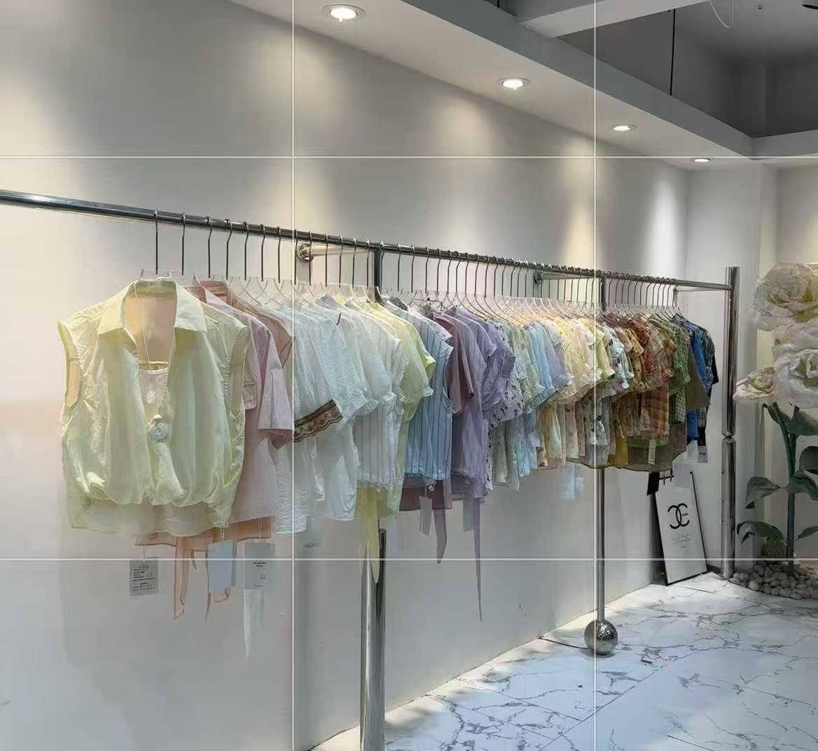 13.5💰几个档口合集泡泡袖上衣
超值夏款小清新泡泡袖上衣