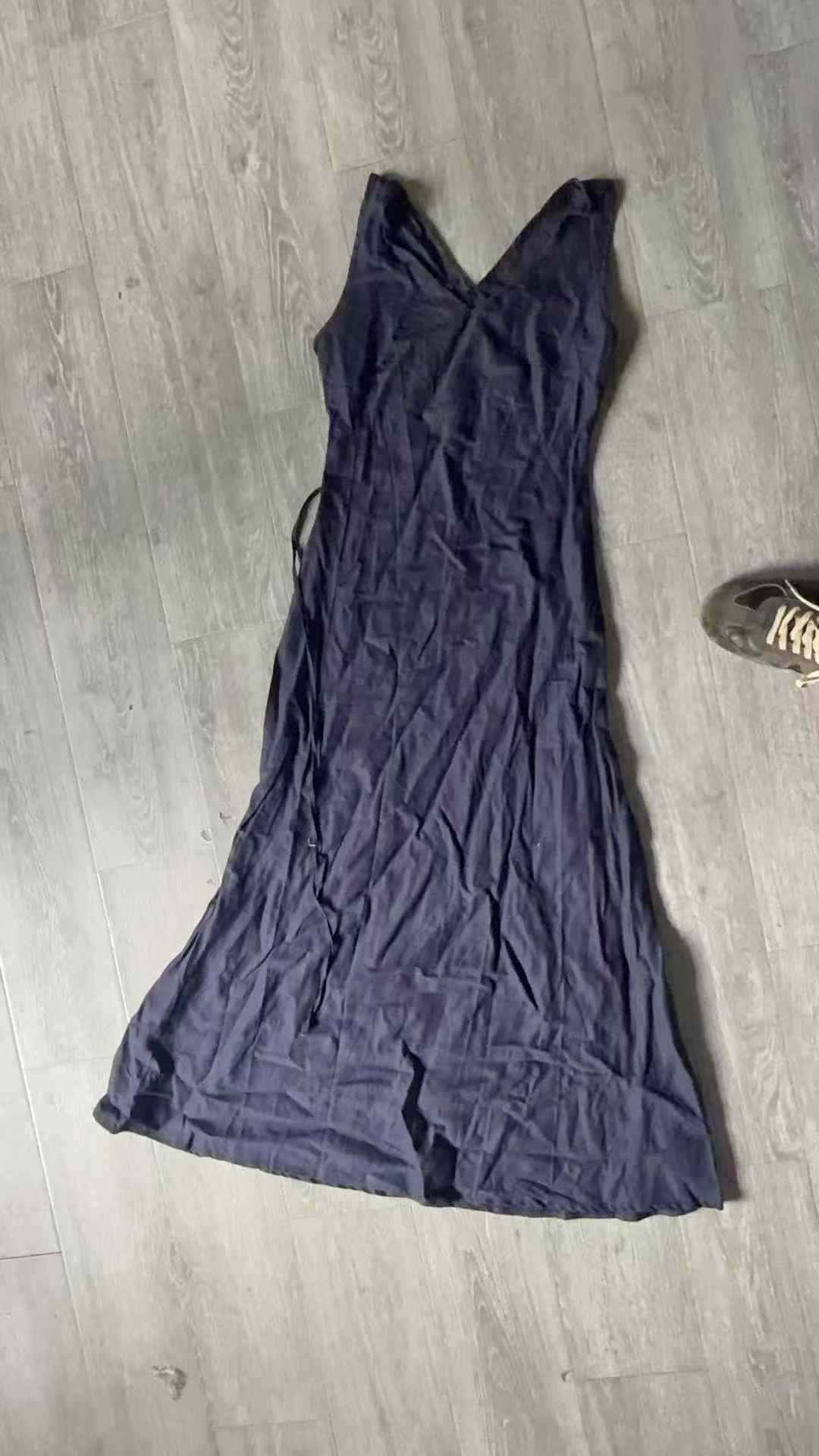 亚麻裙子700件左右独立包装