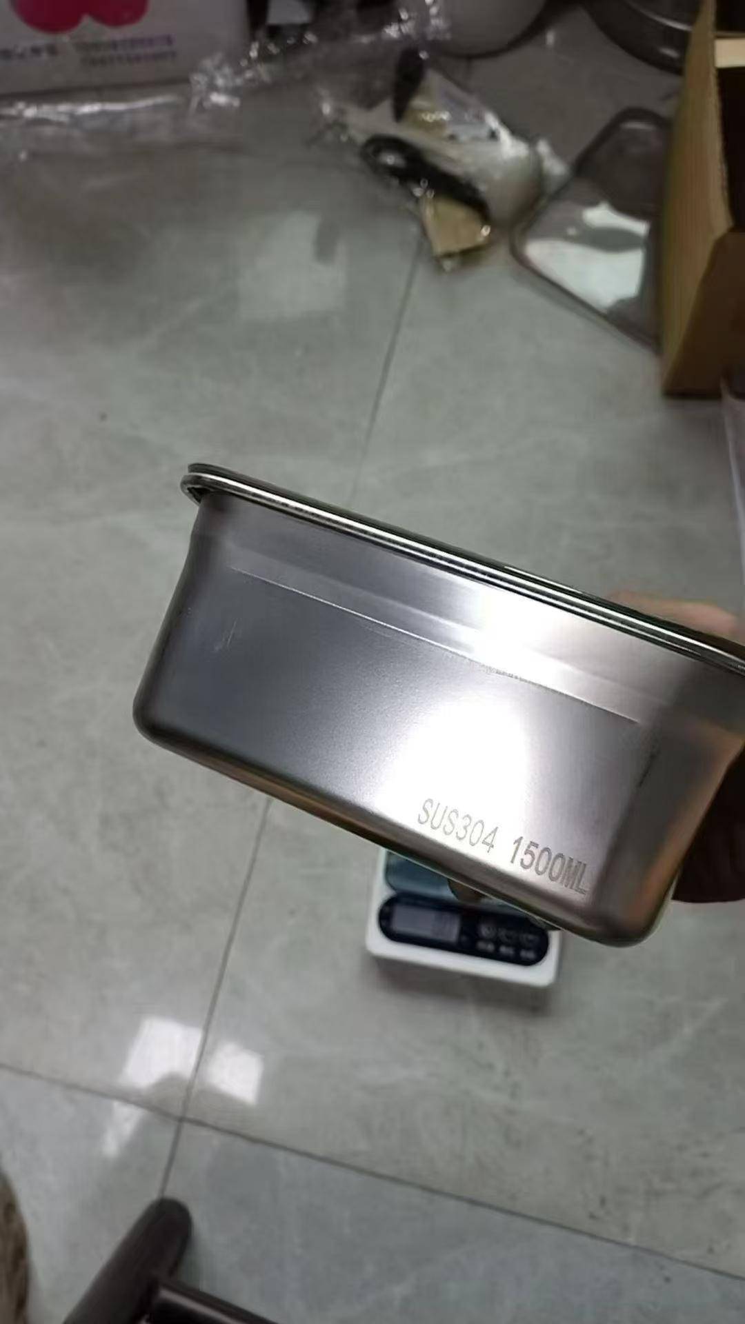 最后3600个电商网红味盒入库，1件200个装，盖子一件60
