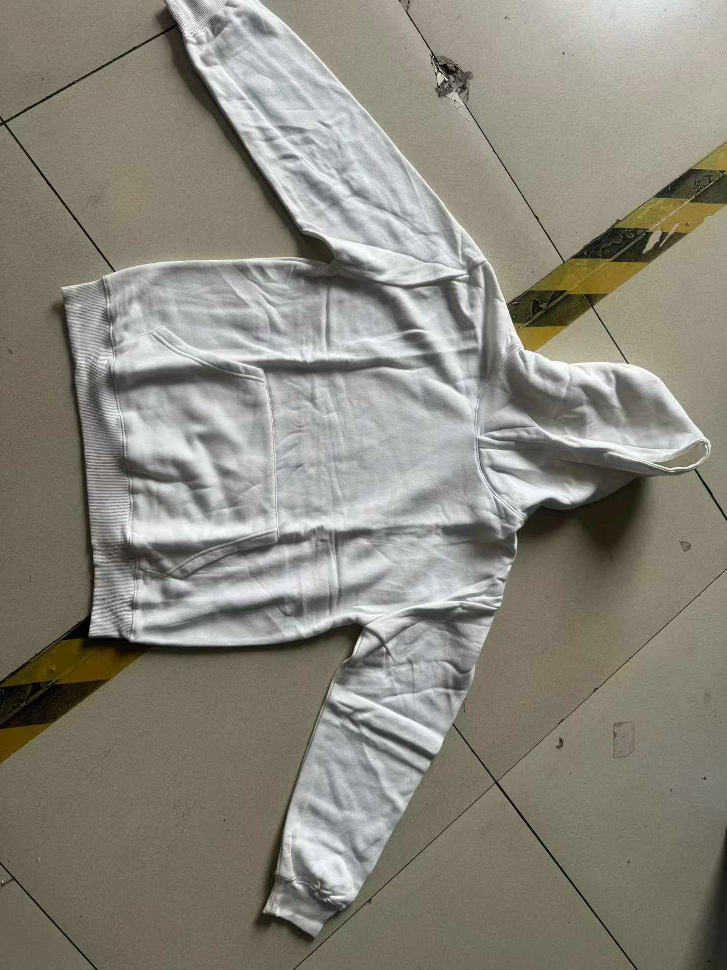 500件拉绒卫衣