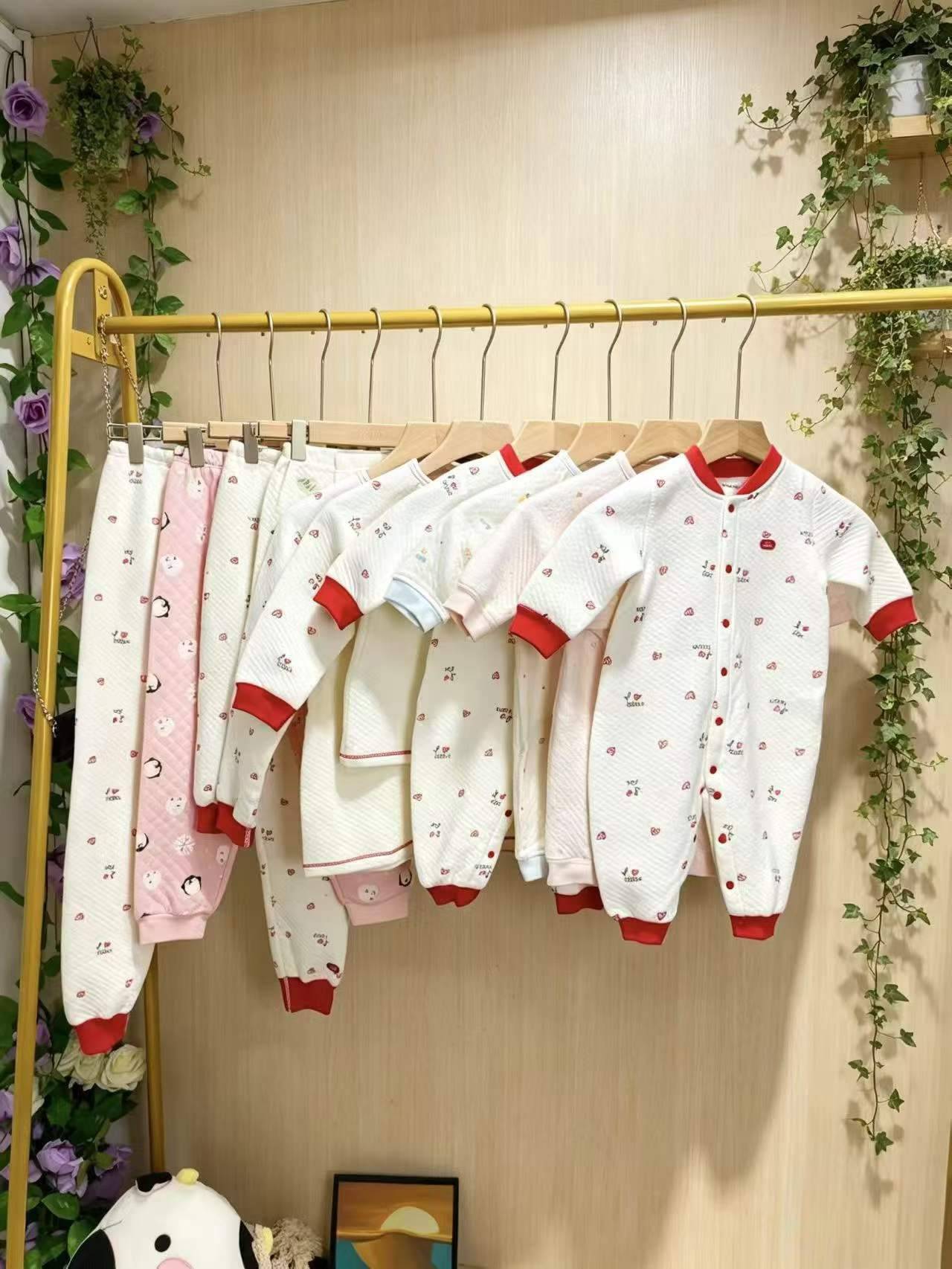全清价5.8元，分货0.5，​7800件纯棉婴童婴儿内衣单件