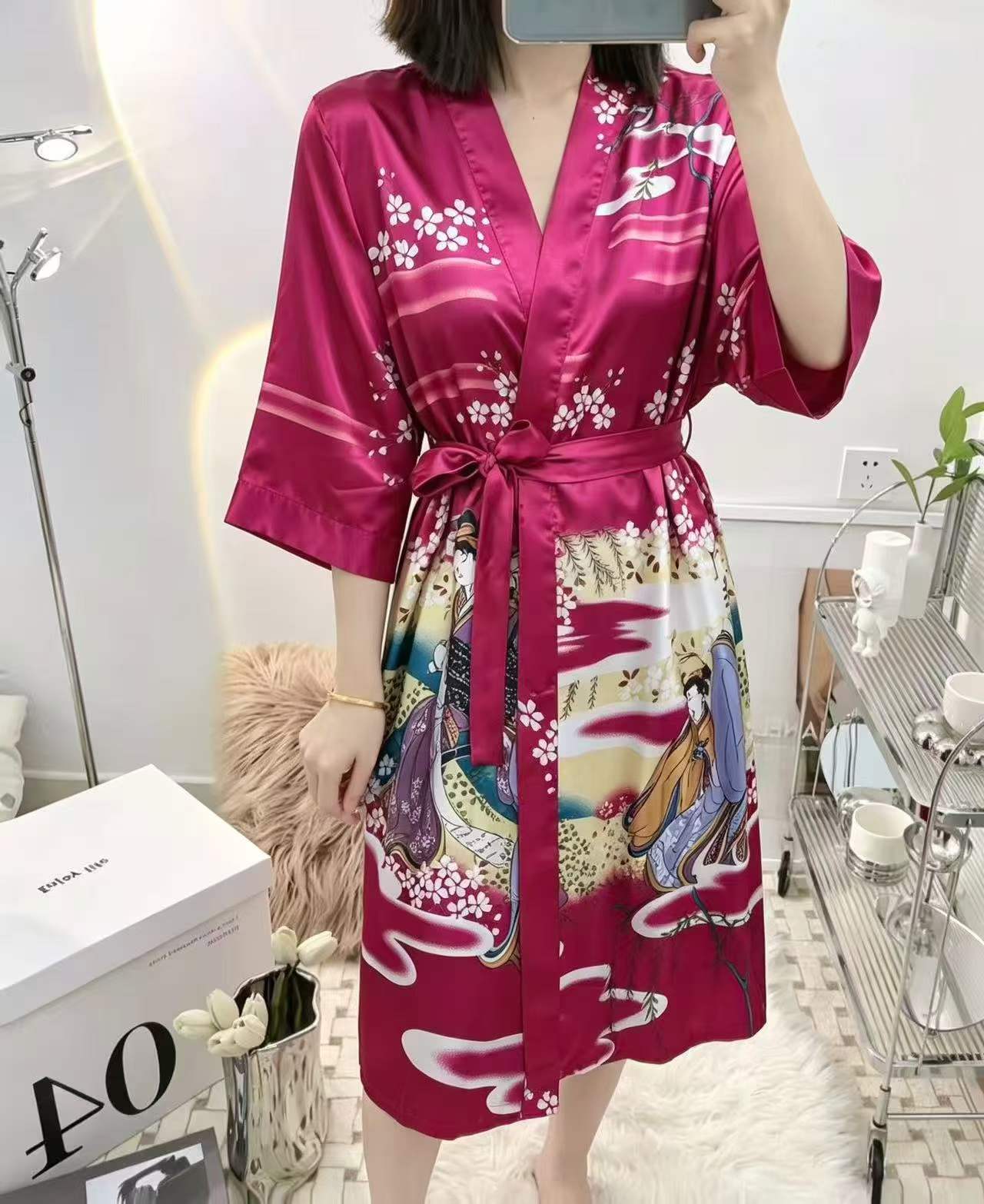 防真丝睡衣套装（长睡袍+吊带打底），总数量：1649条，码数