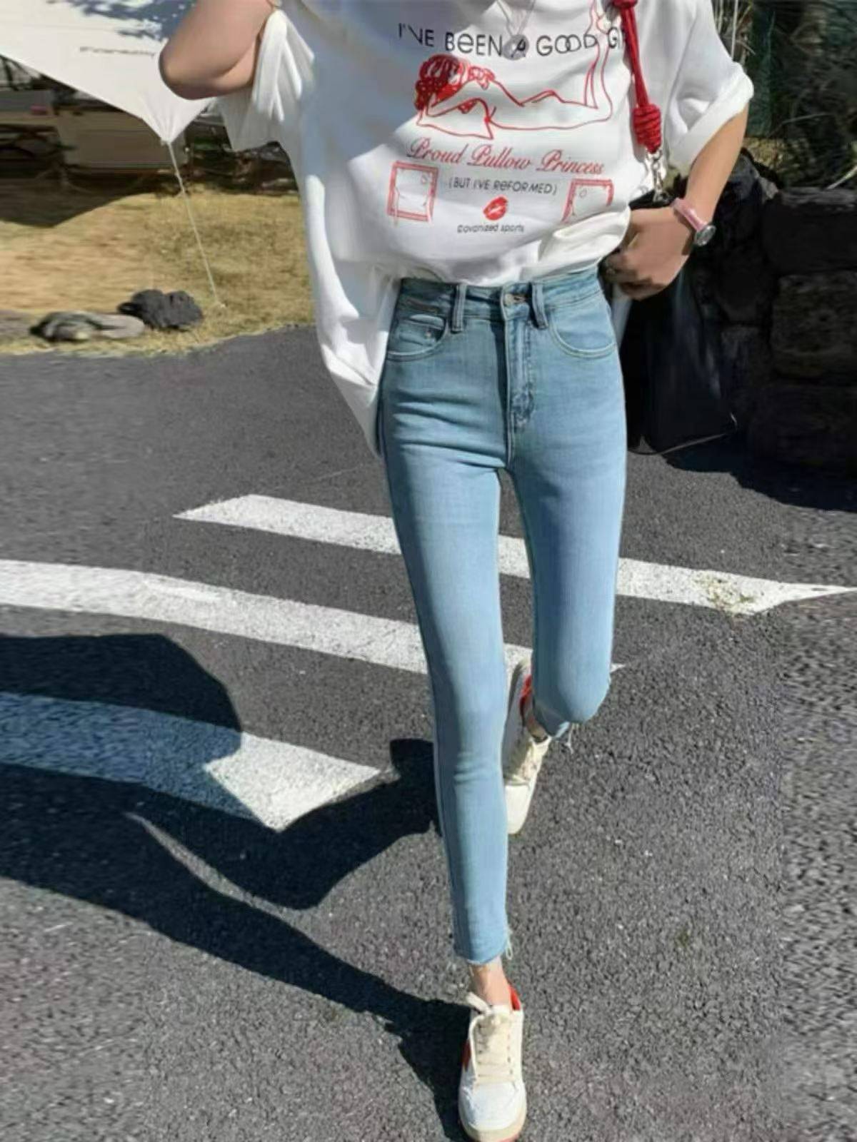 高弹力蜜桃臀牛仔裤女春夏新款高腰显瘦紧身铅笔牛仔小脚裤228