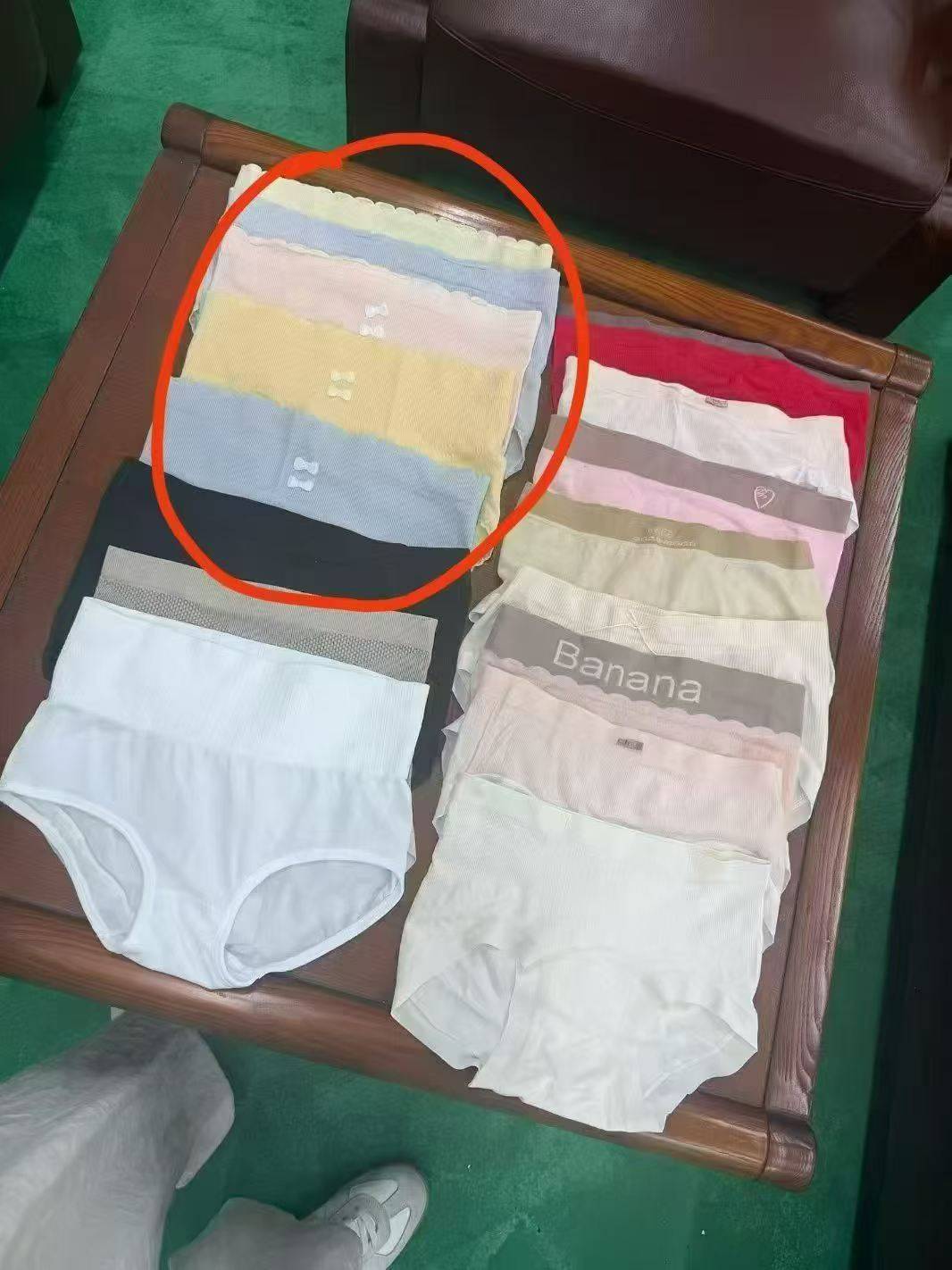 女士内裤，档部纯棉，整单货，中腰高腰便宜处理11000条。
