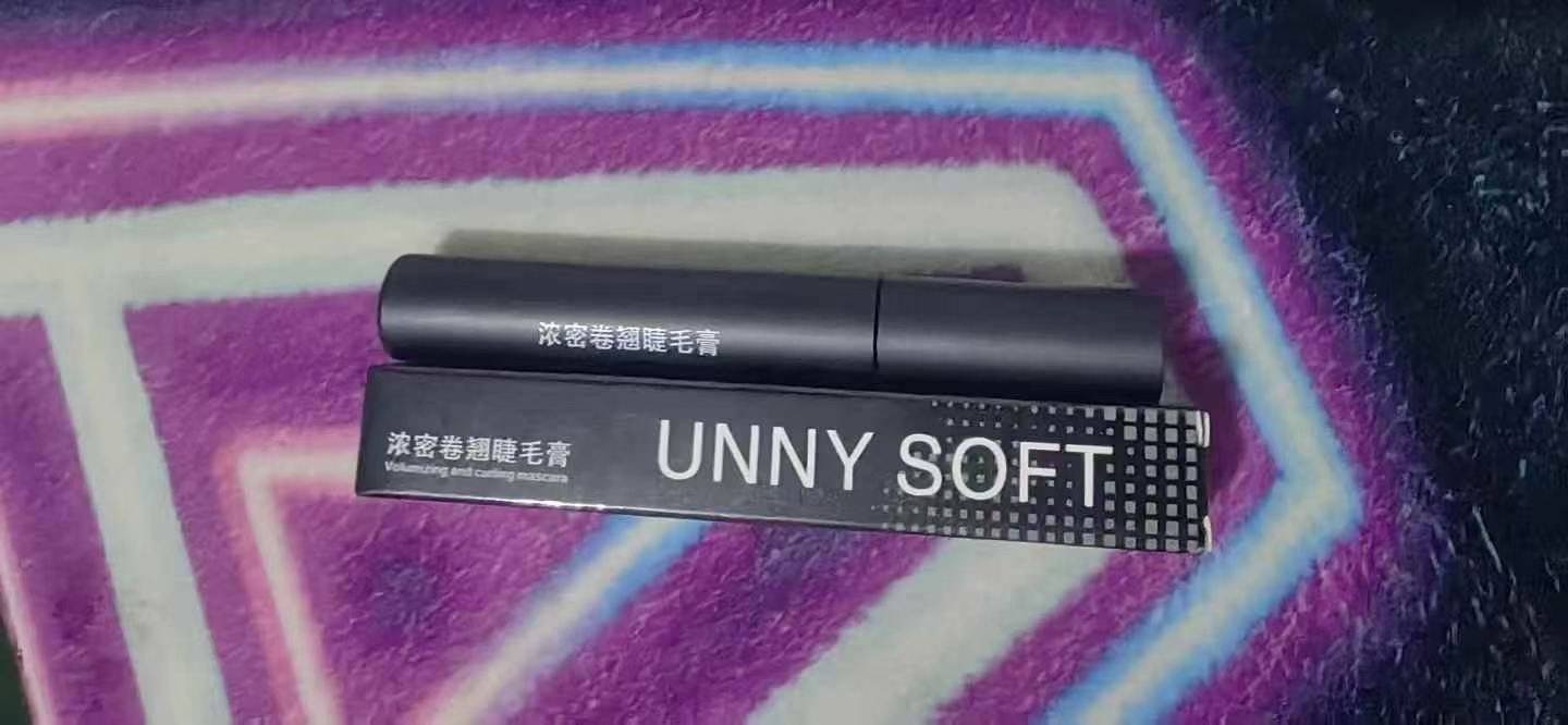 黑色睫毛膏12000只，28年日期