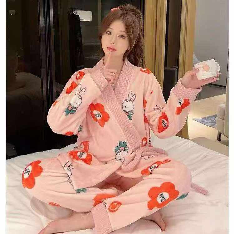 77套秋冬装法兰绒睡衣月子服长袖家居服保暖宽松大码甜美卡通套