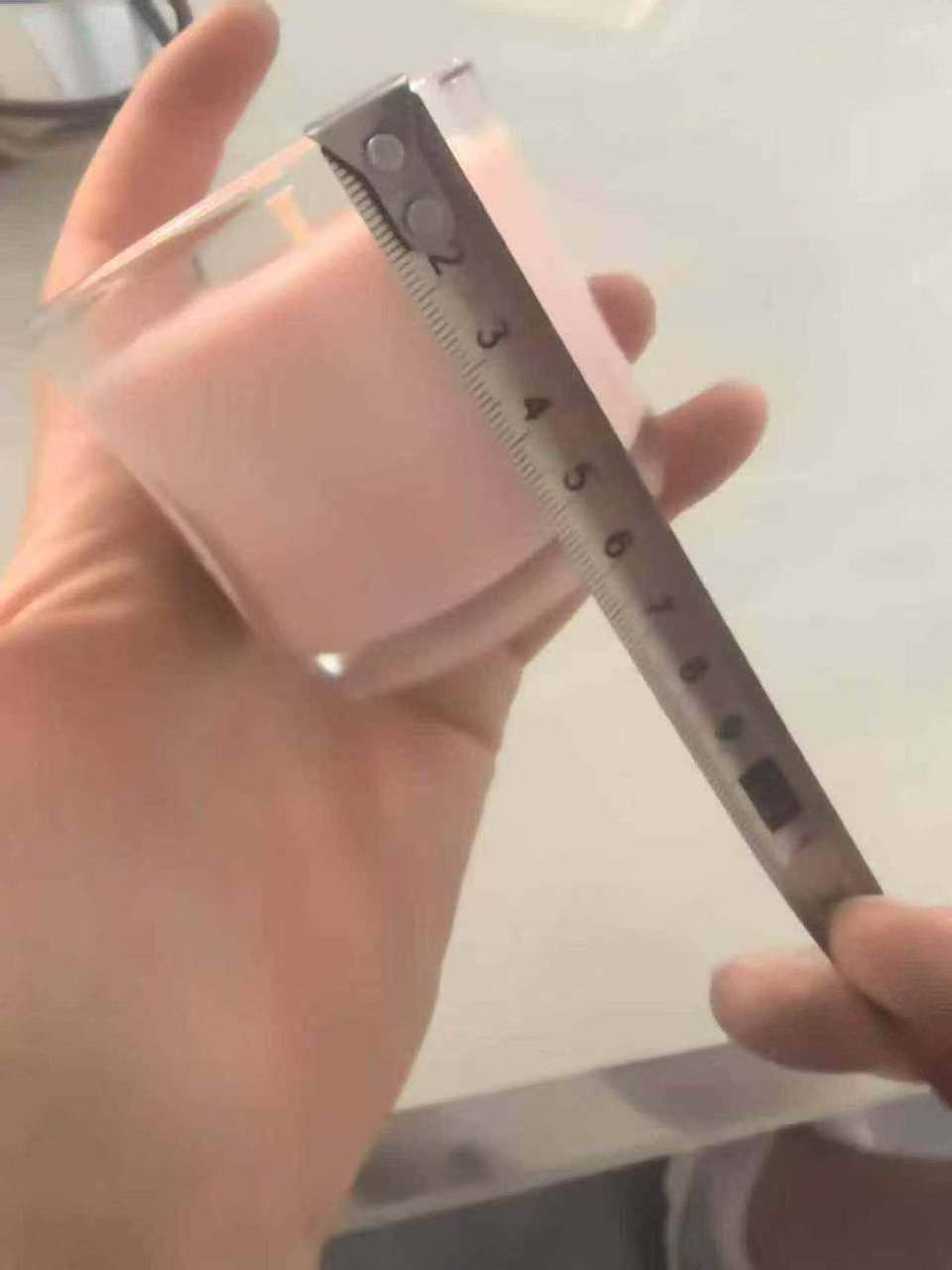 库存香薰蜡烛有10万多个，没有日期，原箱原件，90克到100