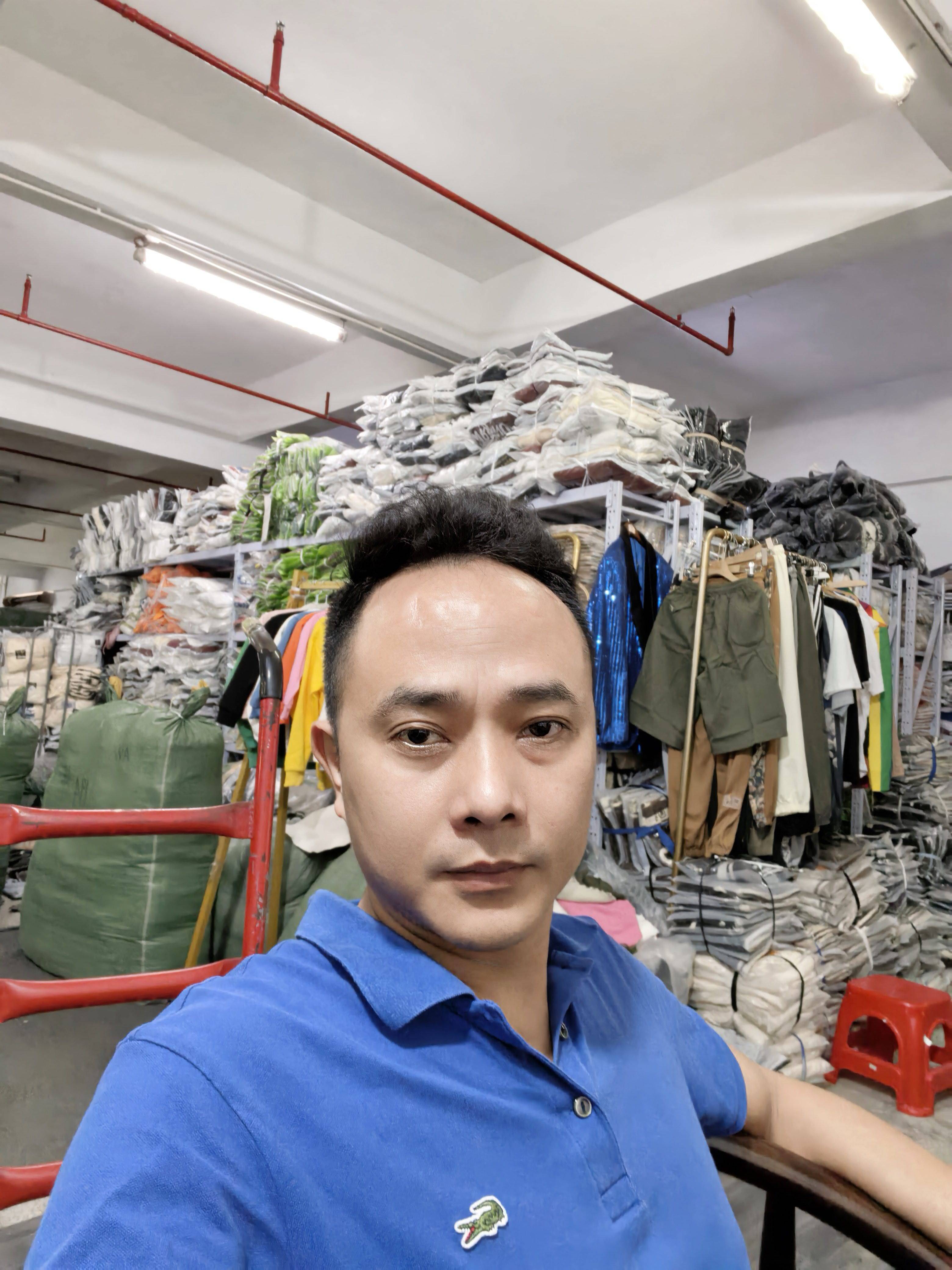 服装尾货库存批发-龍大
